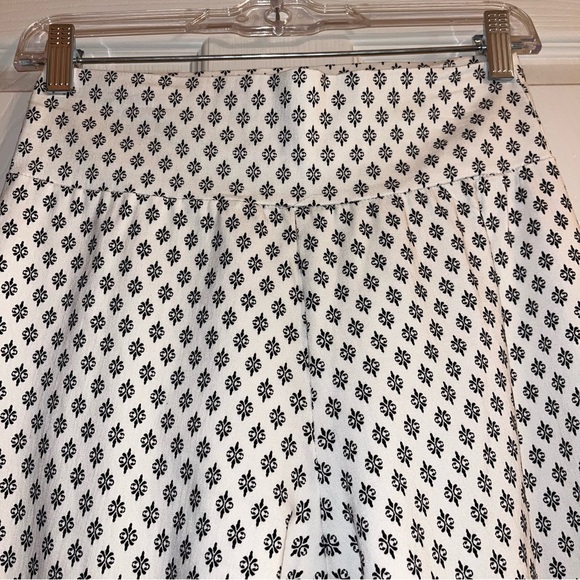 Vamp Stretch High Rise Flare Leg Pants - Picture 4 of 9